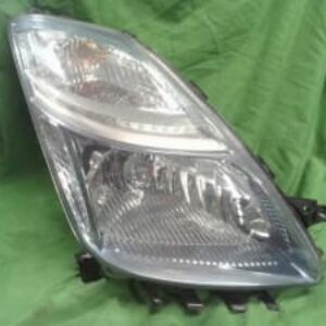 Right Headlight TOYOTA Prius 2007 DAA-NHW20 8111047150