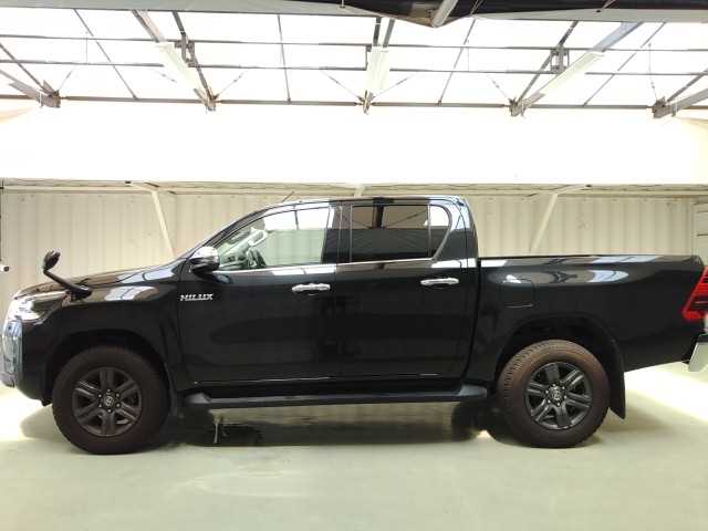 2023 Toyota Hilux Truck - Image 26