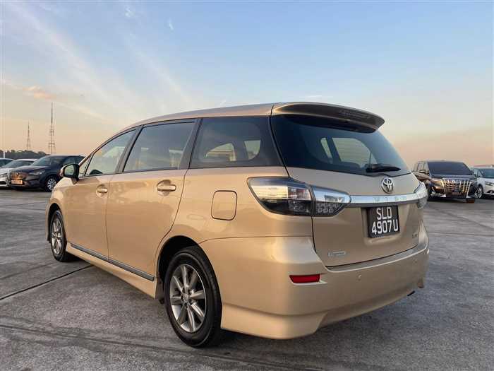 2016 Toyota Wish - Image 25