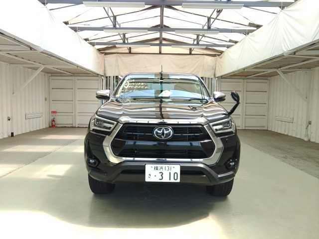 2023 Toyota Hilux Truck - Image 24