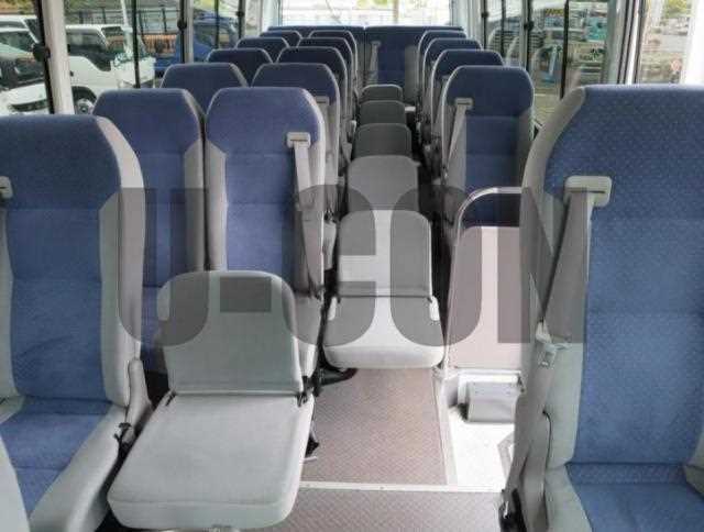 2020 Nissan  Bus - Image 14