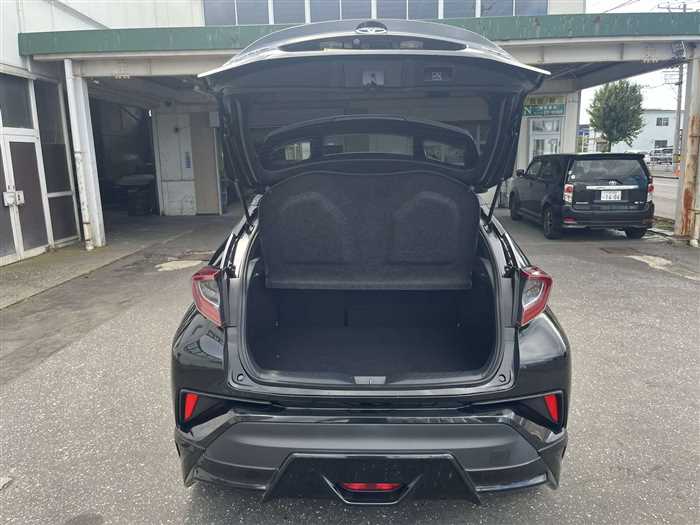 2019  Toyota C-HR - Image 22