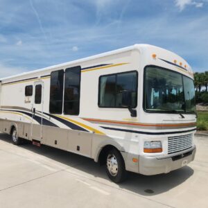 2001 Fleetwood Bounder CLASS A MOTOR HOME RV