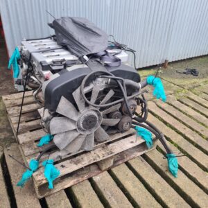 Mercedes Benz (R129) SL600 Engine