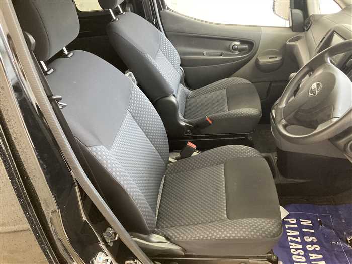 2020  Nissan NV200 VANETTE GX - Image 17