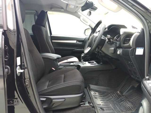 2023 Toyota Hilux Truck - Image 21