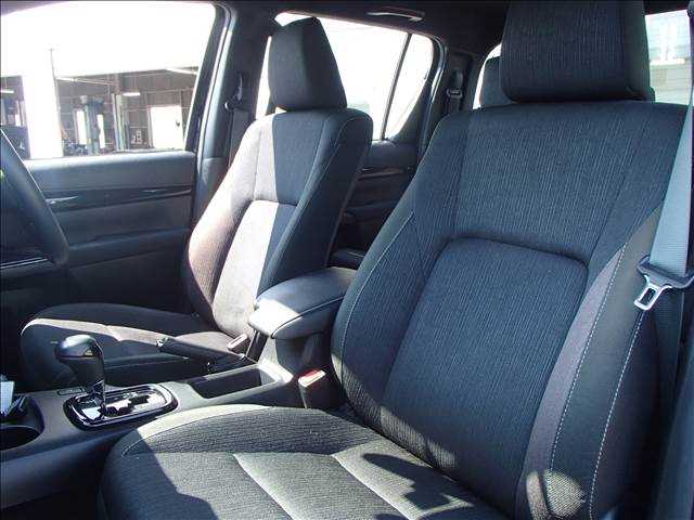 2019 Toyota Hilux 4WD - Image 22