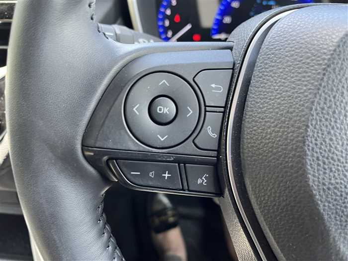 2023 Toyota Corolla Cross - Image 13