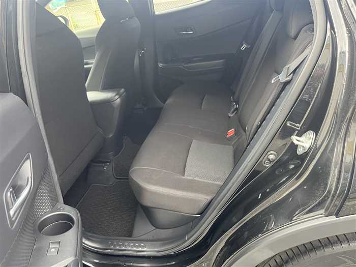 2019  Toyota C-HR - Image 18