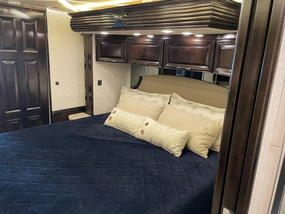2020 Newmar Mountain Aire 4543 Class A - Image 14