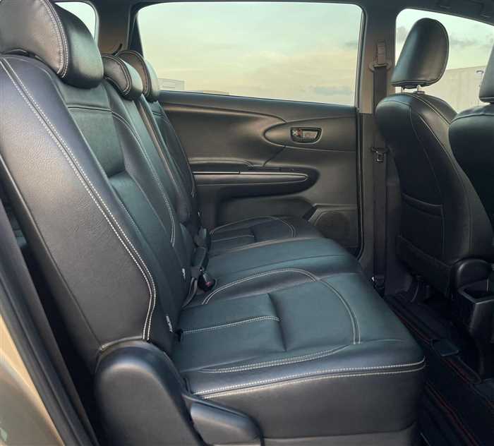 2016 Toyota Wish - Image 17
