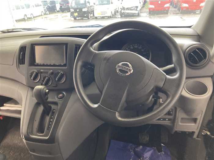 2020  Nissan NV200 VANETTE GX - Image 11