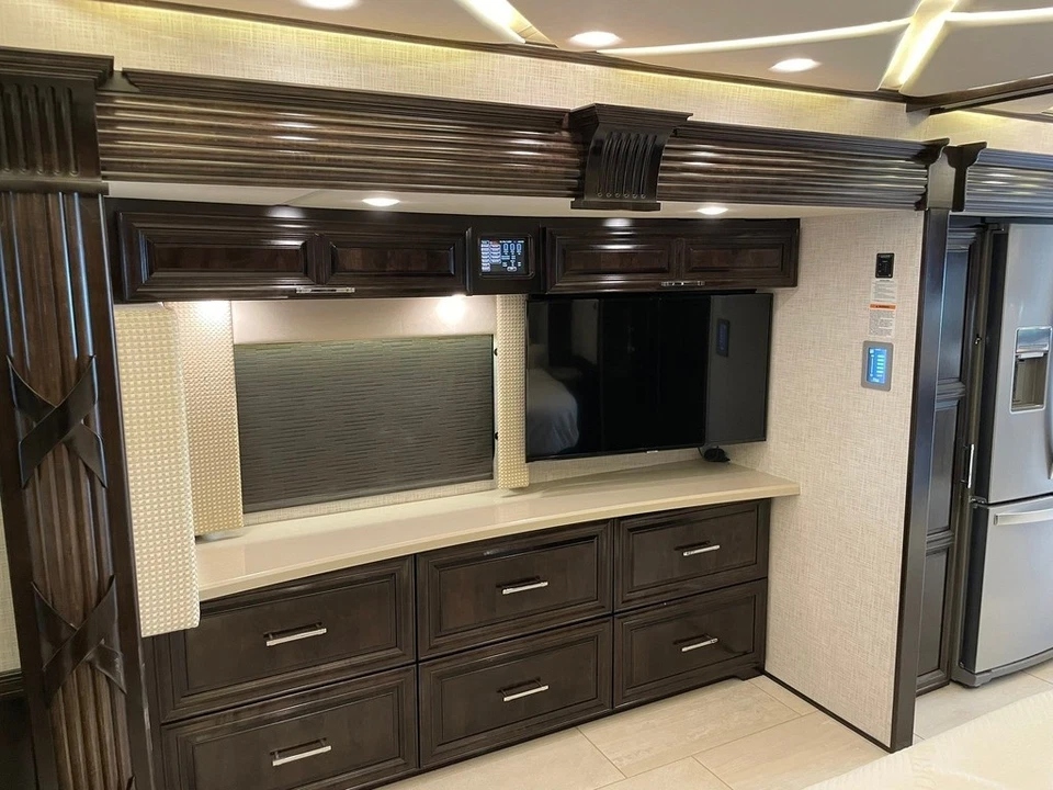 2020 Newmar Mountain Aire 4543 Class A - Image 17