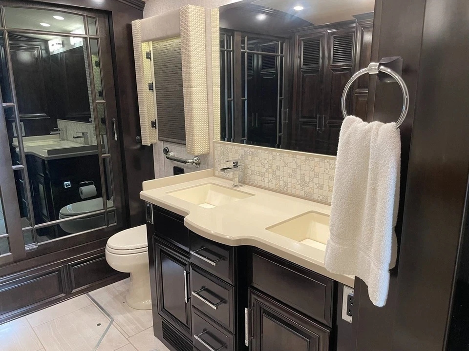 2020 Newmar Mountain Aire 4543 Class A - Image 19