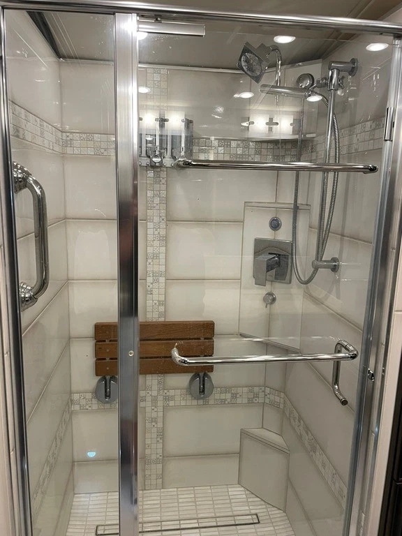 2020 Newmar Mountain Aire 4543 Class A - Image 20