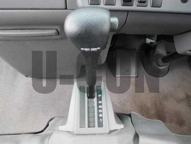 2020 Nissan  Bus - Image 3