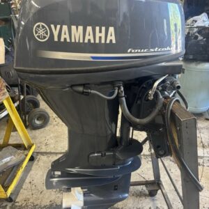 2021 Yamaha 40hp four stroke EFI long shaft remote