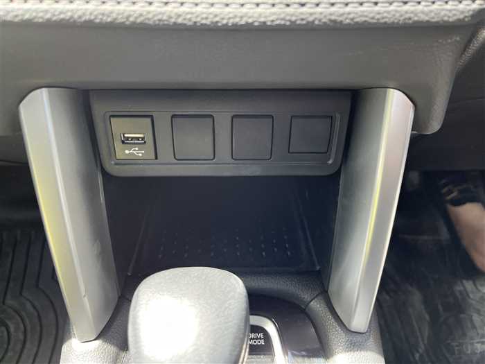 2023 Toyota Corolla Cross - Image 6
