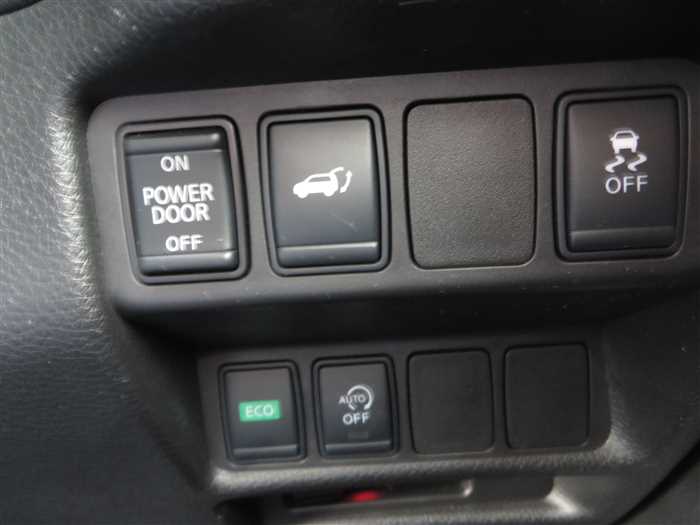 2018  Nissan X-Trail 20X i 4WD - Image 10