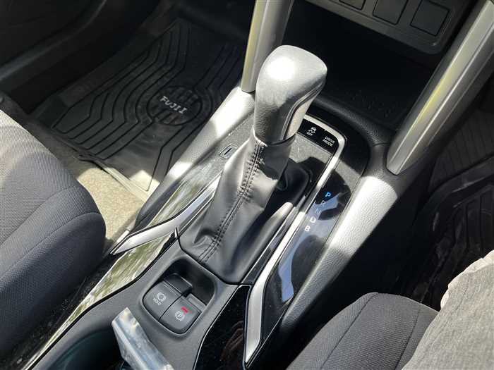2023 Toyota Corolla Cross - Image 5