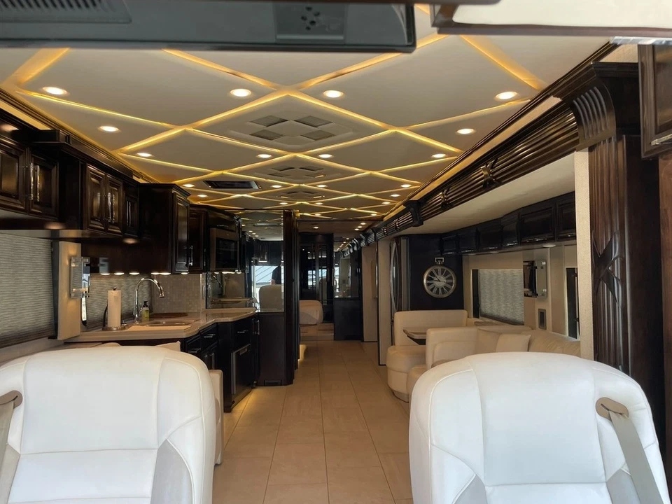 2020 Newmar Mountain Aire 4543 Class A - Image 23