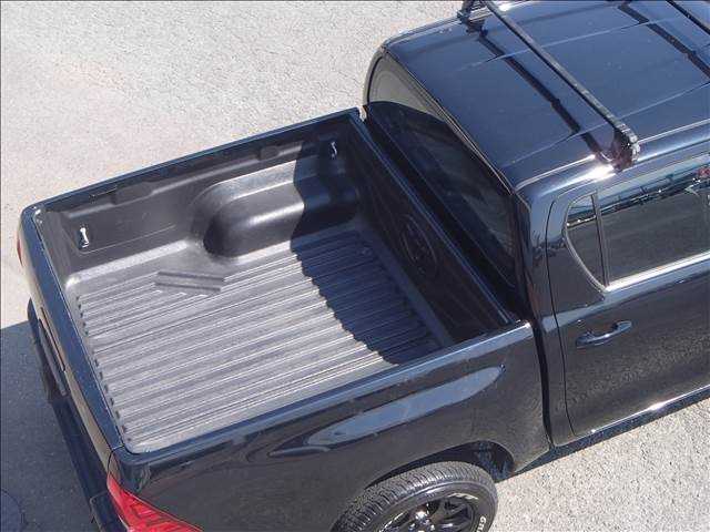 2019 Toyota Hilux 4WD - Image 10