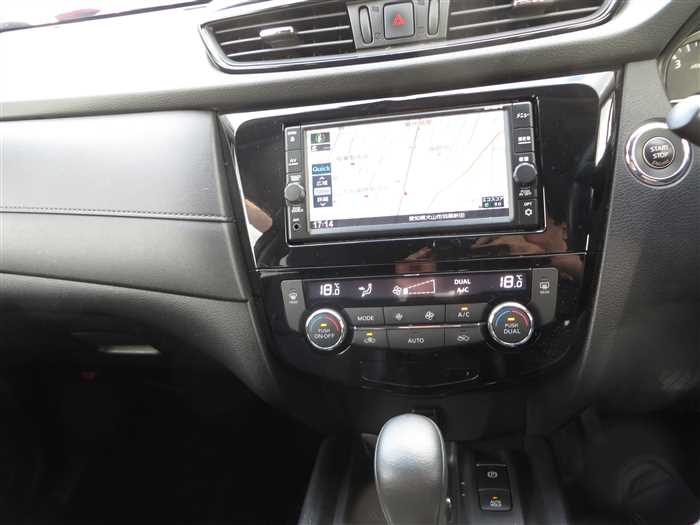 2018  Nissan X-Trail 20X i 4WD - Image 7