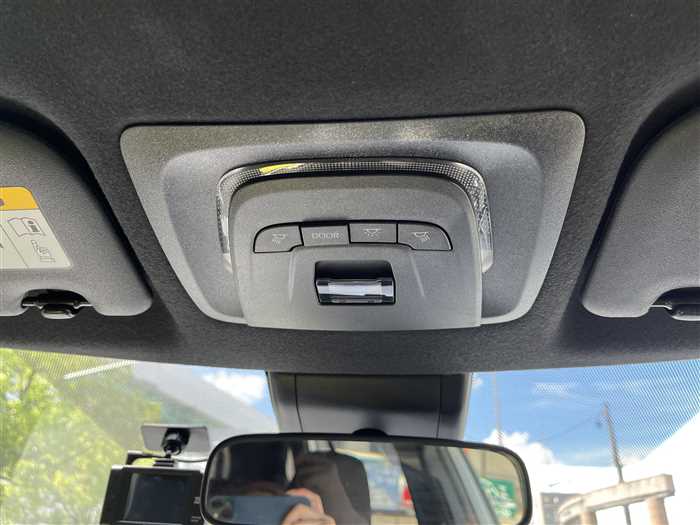 2023 Toyota Corolla Cross - Image 2