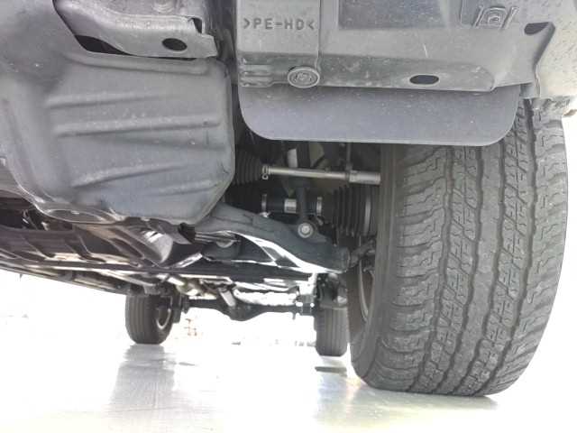 2023 Toyota Hilux Truck - Image 5