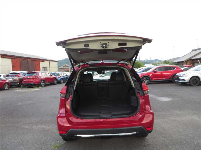 2018  Nissan X-Trail 20X i 4WD - Image 4