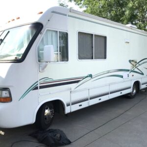 2000 Damon Daybreak 2960 Class A Motorhome