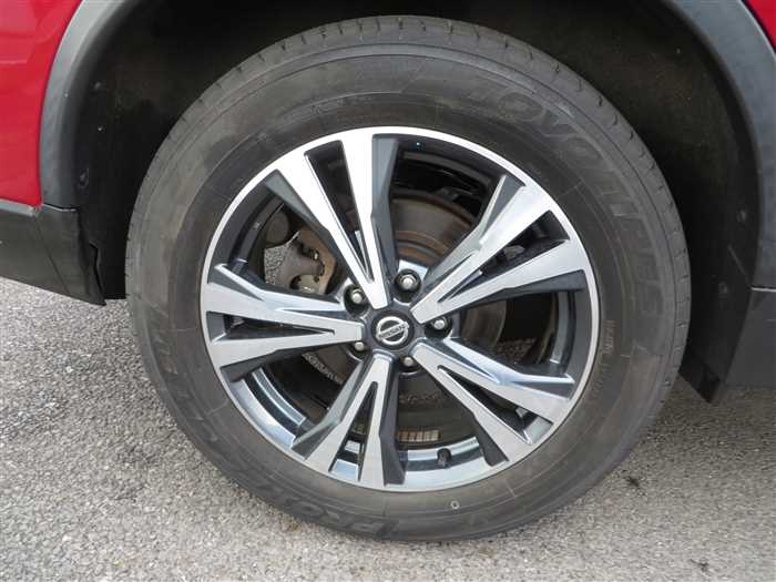 2018  Nissan X-Trail 20X i 4WD - Image 2