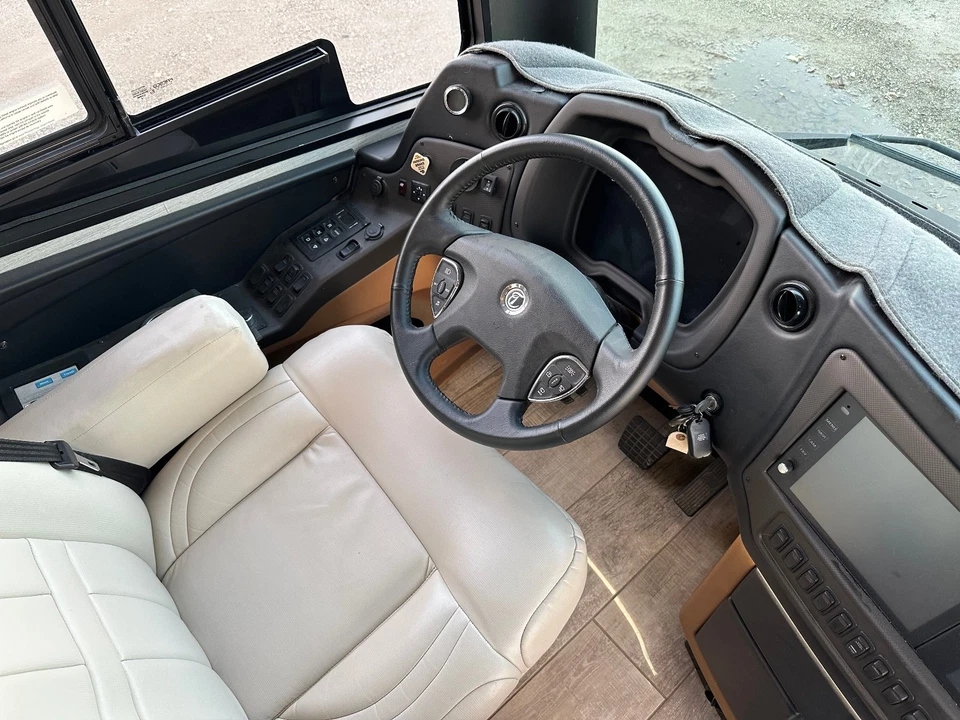 2020 TIFFIN ALLEGRO 45OPP DIESEL PUSHER 605HP BUS LUXURY CLASS A COACH MOTORHOME - Image 10