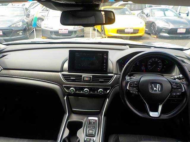 2020 Honda Accord - Image 30