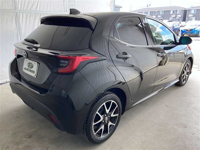 2023 Toyota Yaris - Image 25