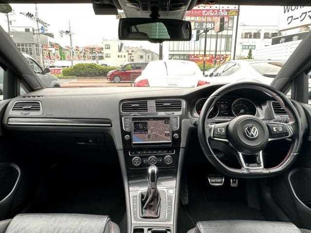 2016 Volkswagen Golf GTI - Image 19