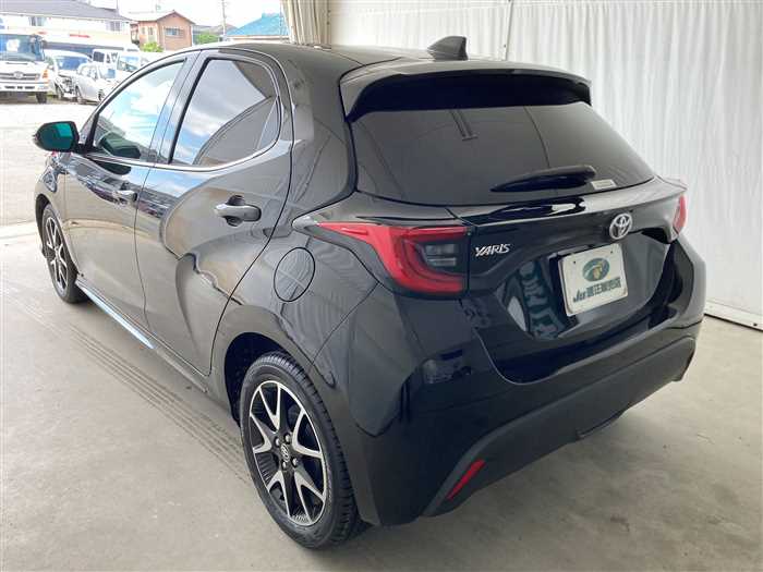 2023 Toyota Yaris - Image 23