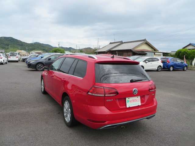 2018 Volkswagen Golf Variant - Image 27