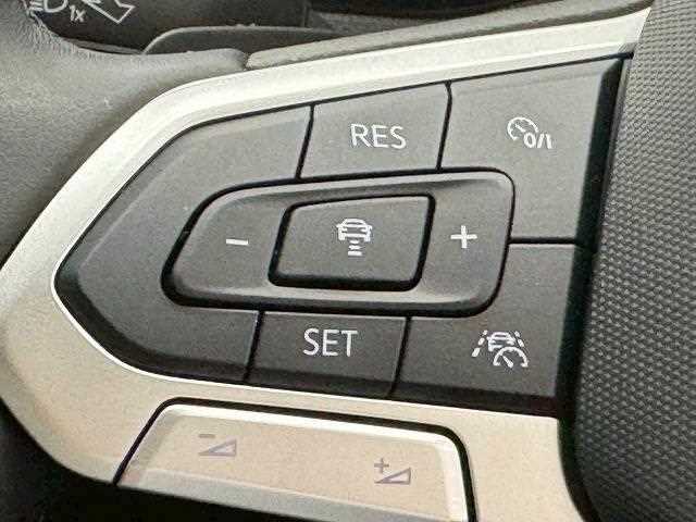 2023 Volkswagen Passat Variant - Image 18