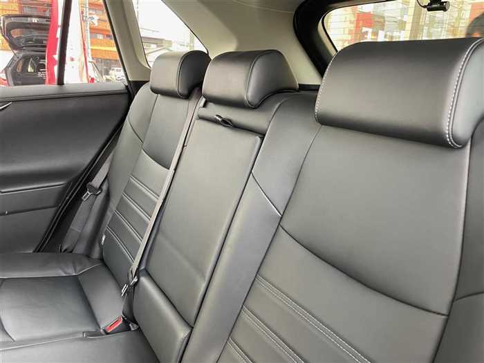 2020 Toyota RAV4 - Image 17