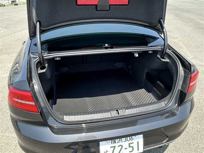 2019 Volkswagen Passat - Image 21