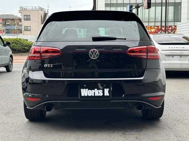 2016 Volkswagen Golf GTI - Image 11