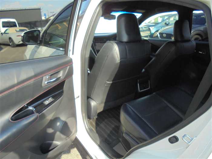 2017 Toyota Harrier - Image 19