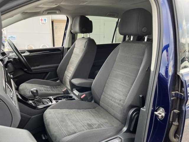 2016 Volkswagen Golf Touran - Image 4