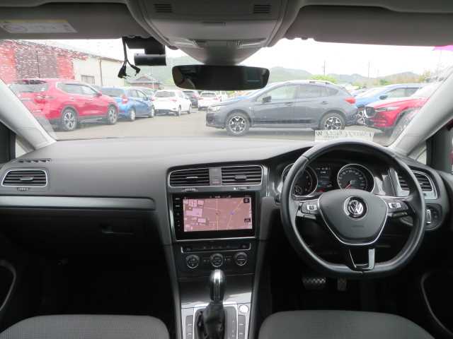 2018 Volkswagen Golf Variant - Image 18