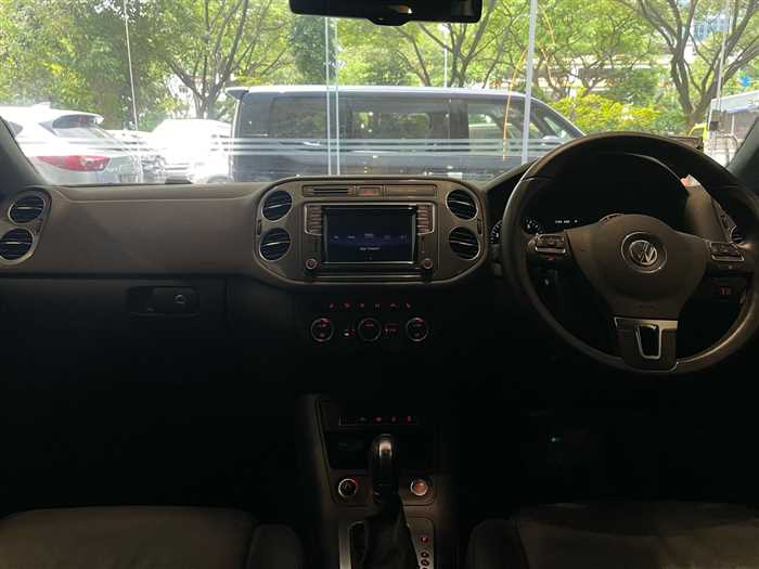 2016 Volkswagen Tiguan - Image 9