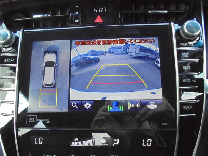 2017 Toyota Harrier - Image 13
