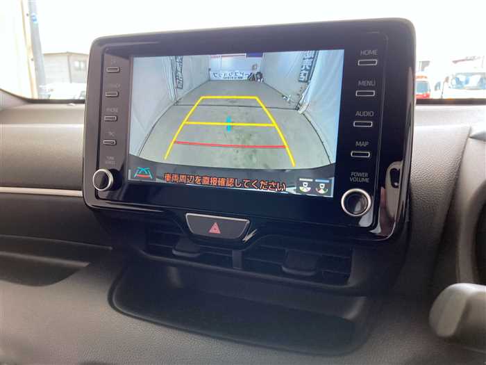 2023 Toyota Yaris - Image 7