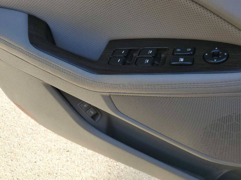 2015 Kia Optima EX - Image 17