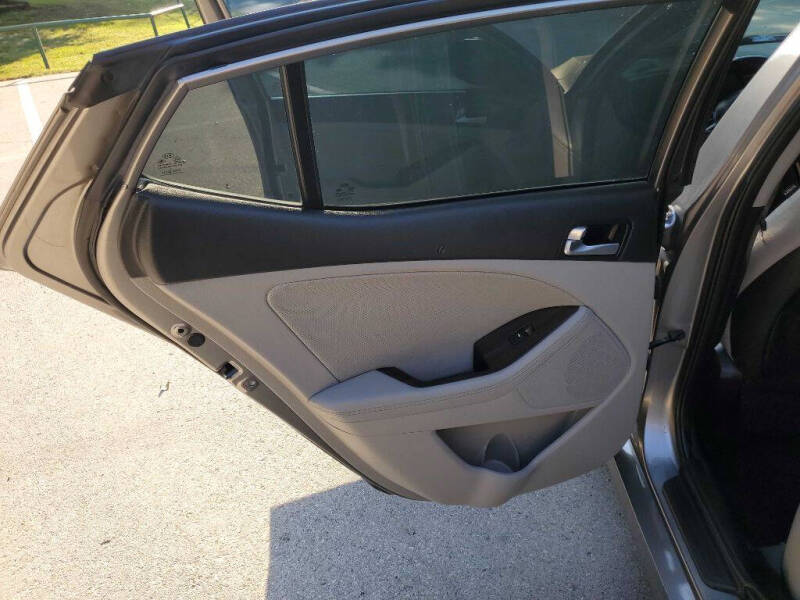 2015 Kia Optima EX - Image 19